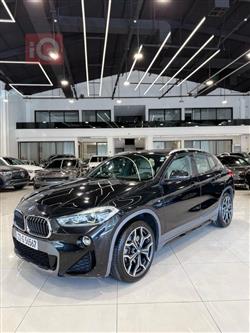 بی ئێم دەبڵیو X2